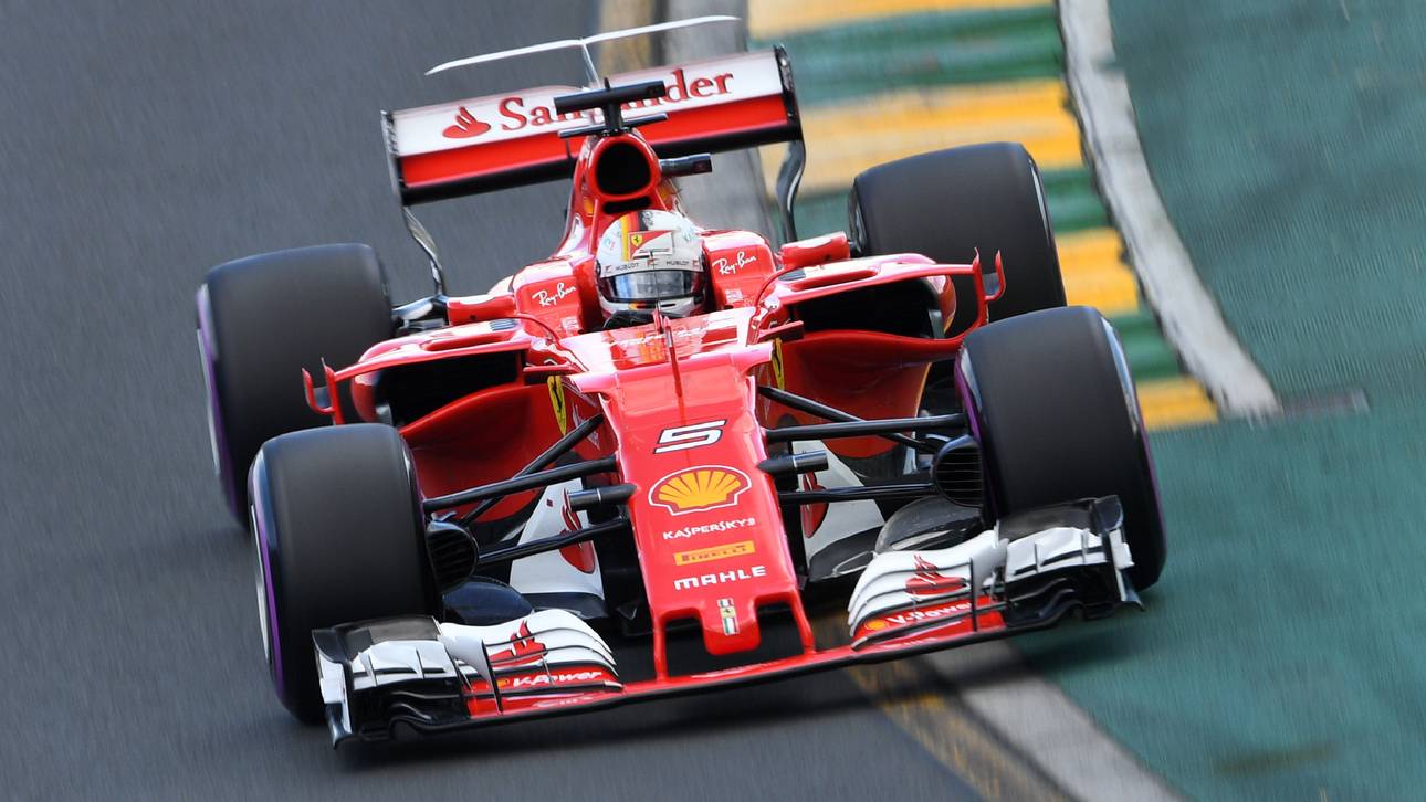 Vettel fordert Hamilton in Melbourne