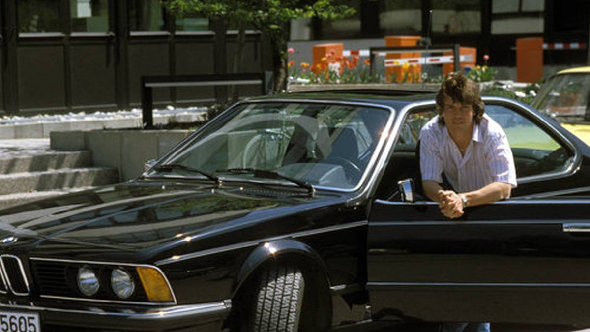 Lothar Matthäus setzte sich lieber bei seinem 6er-BMW hinter das Steuer