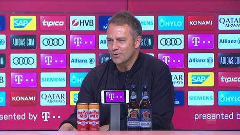 Robert Lewandowski knackt den Torrekord von Gerd Müller und stellt mit 41 Treffern eine neue Bestmarke auf. Hansi Flick hat zwischenzeitlich nicht mehr daran geglaubt.