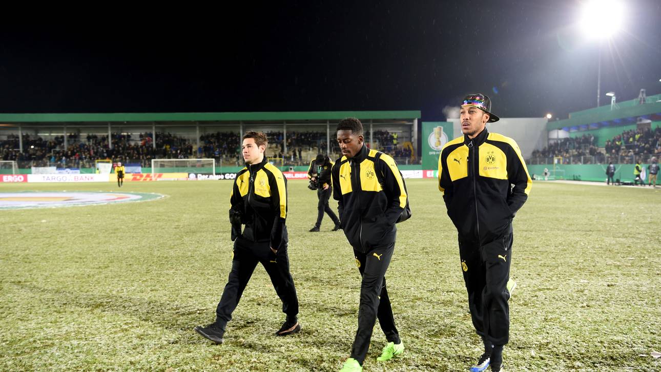 Rollrasen soll BVB-Partie retten