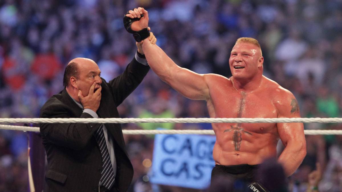 Lesnars Manager Paul Heyman kann sein Glück selbst kaum fassen: Der Sieg seines Schützlings ist der Ritterschlag für den früheren UFC-Champion, aber nicht - wie viele glaubten - das Ende der Taker-Karriere
