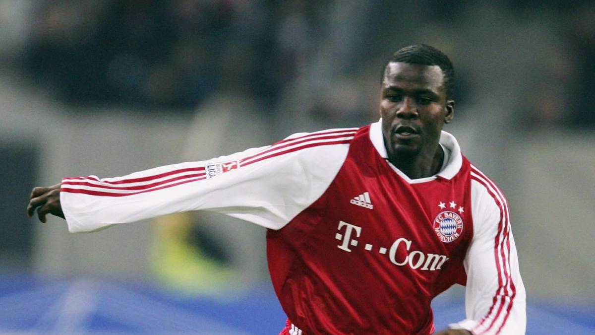 PLATZ 8: Zehn Tore in 277 Spielen für den FC Bayern stehen für Samuel Kuffour zu Buche. Der Ghanaer war von 1996 bis 2005 für den FC Bayern aktiv, bevor es ihn zum AS Rom zog 