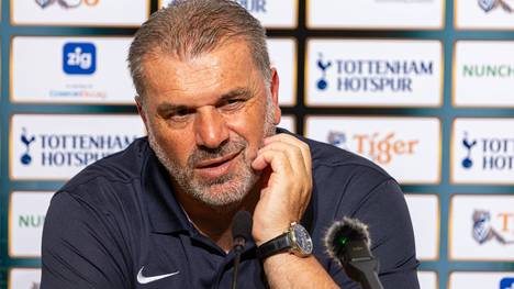 Rekordjäger Harry Kane schießt derzeit in der Bundesliga Tore wie am Fließband. Tottenham-Trainer Ange Postecoglou glaubt deshalb nicht, dass man einen solchen Spieler ad­äquat ersetzen kann.