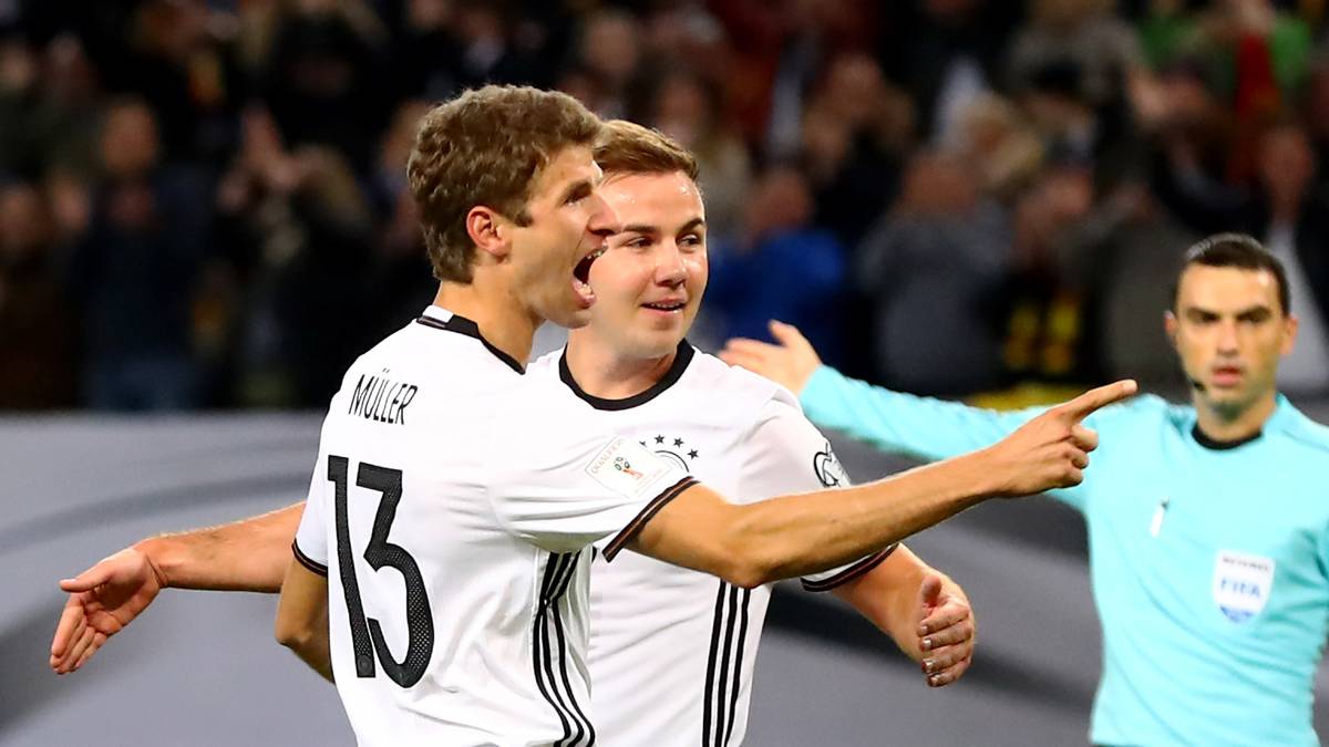 THOMAS MÜLLER: Vollendete souverän nach Götzes Vorarbeit. Es war sein 35. Tor im 80. Länderspiel. In der 25. Minute hatte er das 2:0 auf dem Fuß, doch seinen Flachschuss parierte Tschechiens Keeper Tomas Vaclik. In der 38. Minute verfehlte sein Schlenzer das Gehäuse. Müller ackerte weiter und belohnte sich in der 66. Minute mit seinem zweiten Treffer. SPORT1-Note:  1

