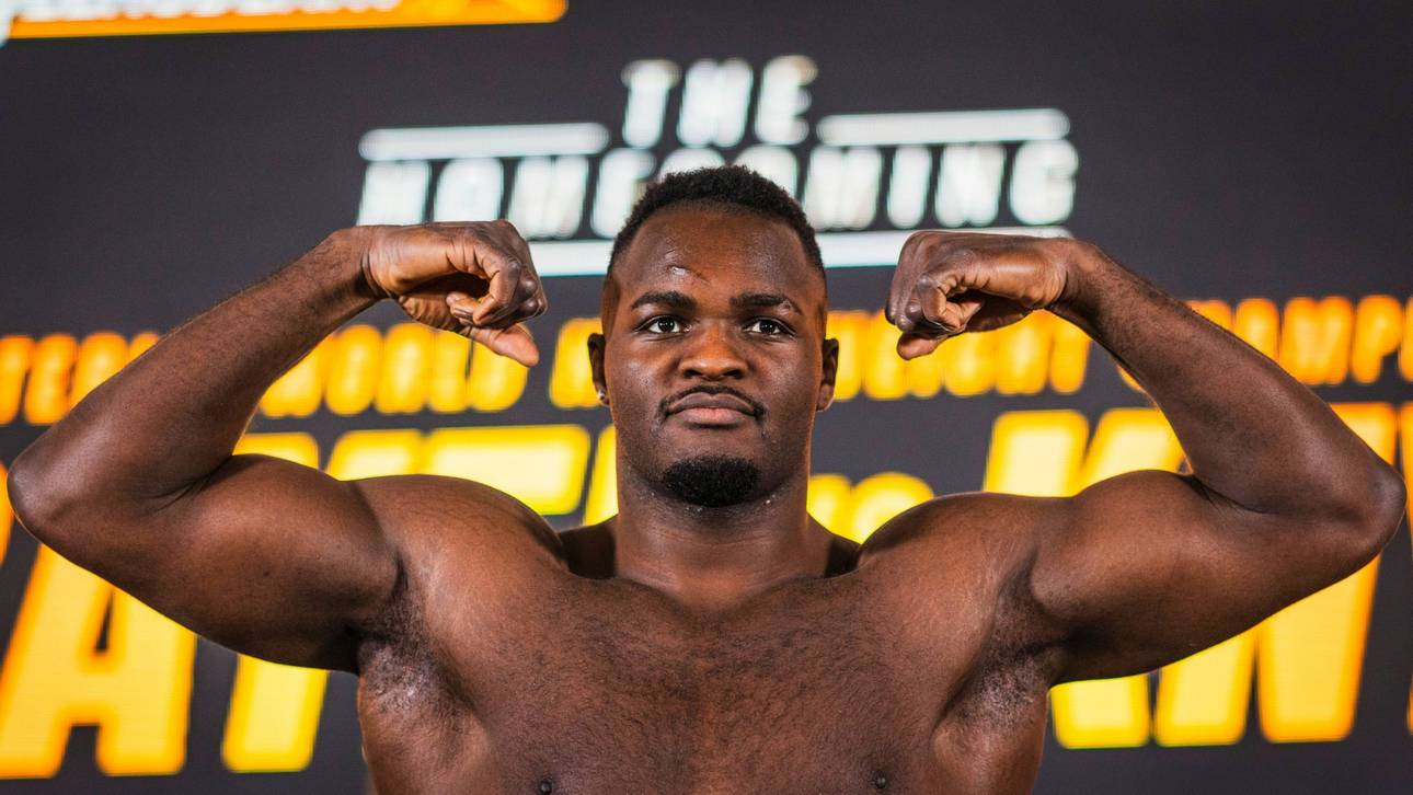 Tiafack gewinnt dritten Profikampf