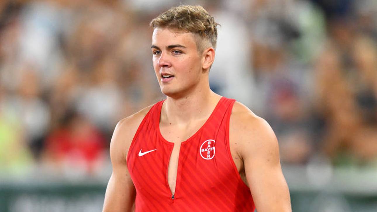 Simon Wulff bei der Eröffnung des umgebauten Heinz-Steyer-Stadion in Dresden