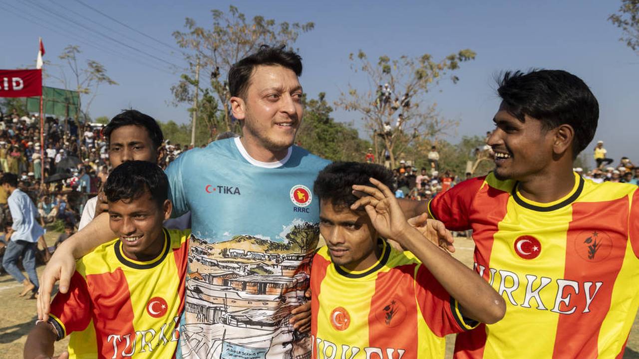 Özil meldet sich mit toller Botschaft