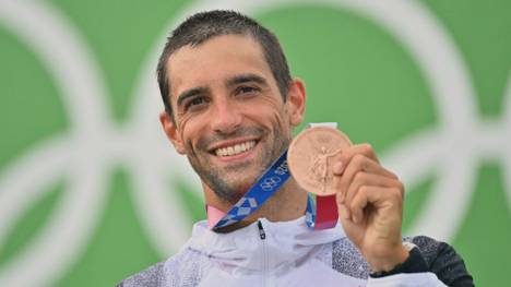 Hannes Aigner hat mit Bronze die nächste deutsche Medaille im Kanuslalom bei den Olympischen Spielen in Tokio gewonnen.
