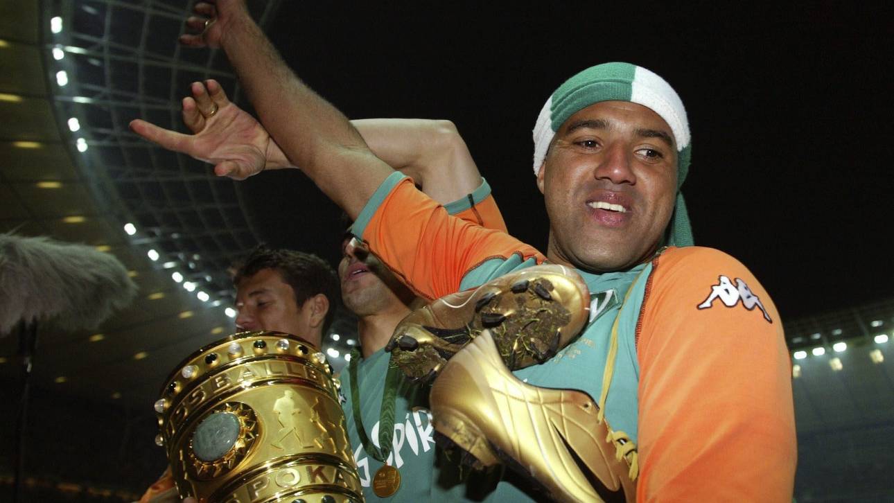 Fussball: DFB Pokal 03/04 Finale, Bremen-Aachen