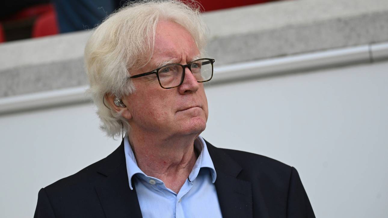 Trainer-Ikone heuert in Ghana an