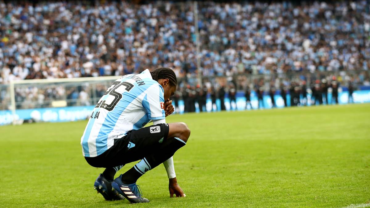 Seit dem 12. Juli 2017 ist auch das zuvor bestehende Mietverhältnis mit dem TSV 1860 München Geschichte. Die Allianz Arena GmbH, eine 100-prozentige Tochtergesellschaft der FC Bayern München AG, ist mit sofortiger Wirkung alleiniger Besitzer der Spielstätte im Münchner Norden