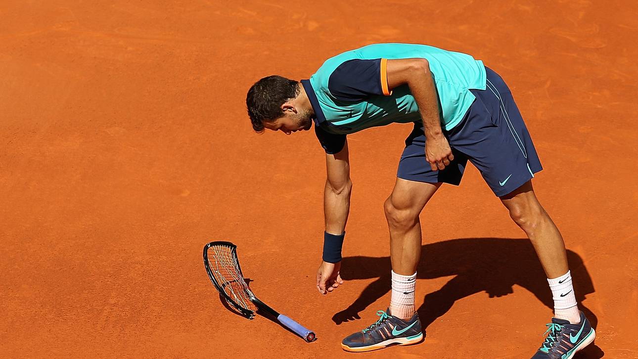 Dimitrov rastet aus – drei Rackets kaputt