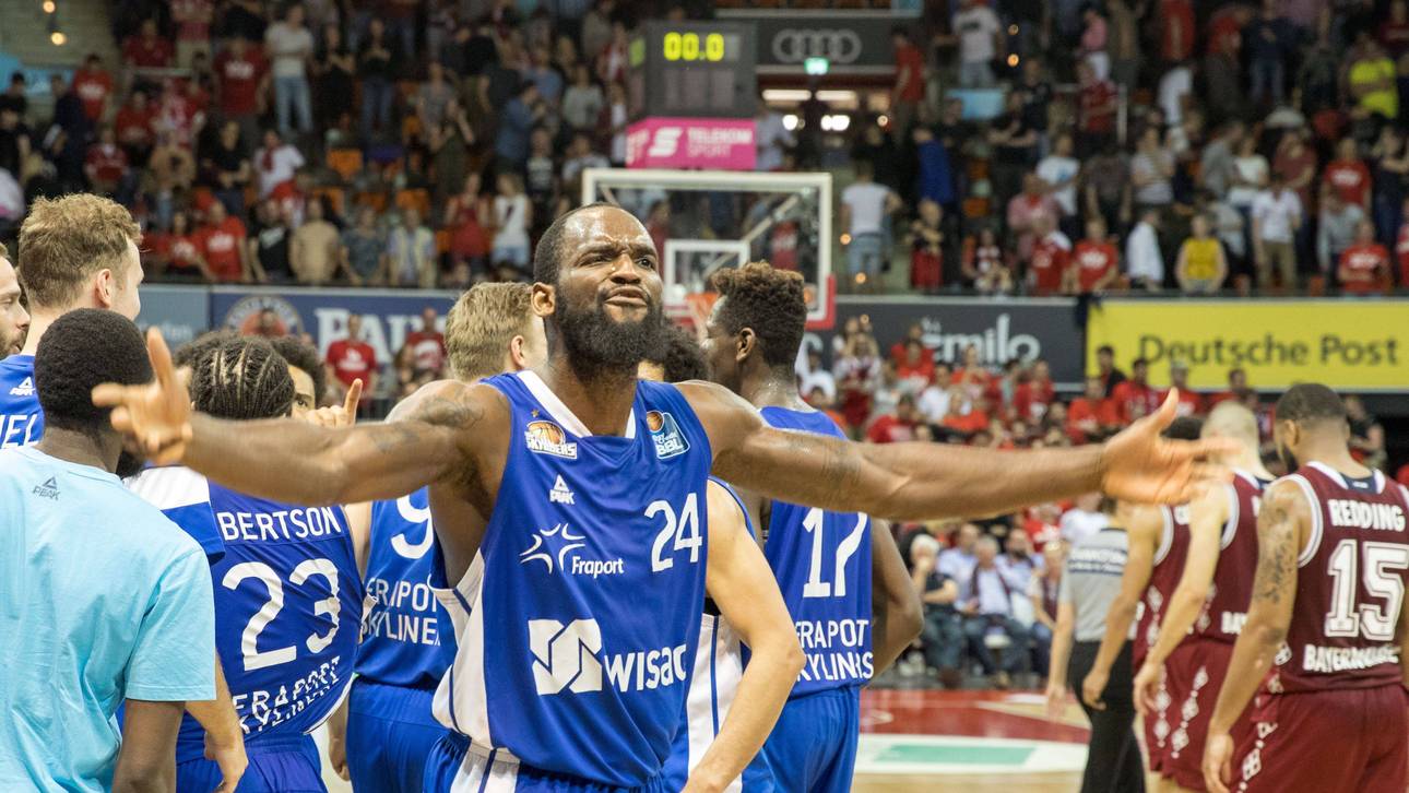 Bayern nach Pleite vor dem Aus