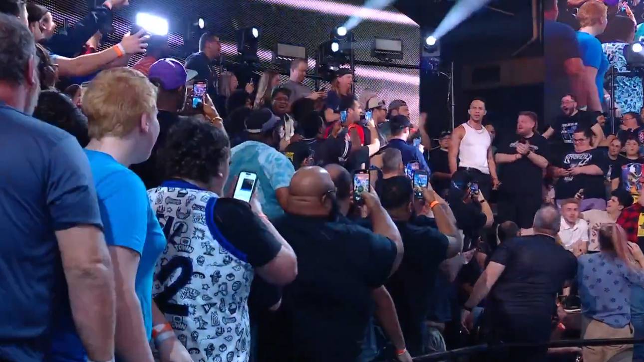 Großes Überraschungsdebüt bei WWE!