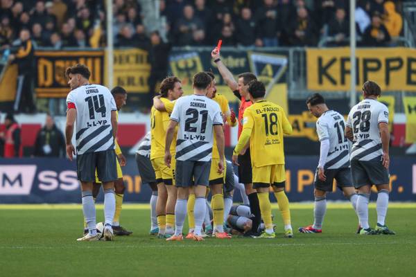 Übles Foul! Ex-Bayern-Juwel sieht Blitz-Rot