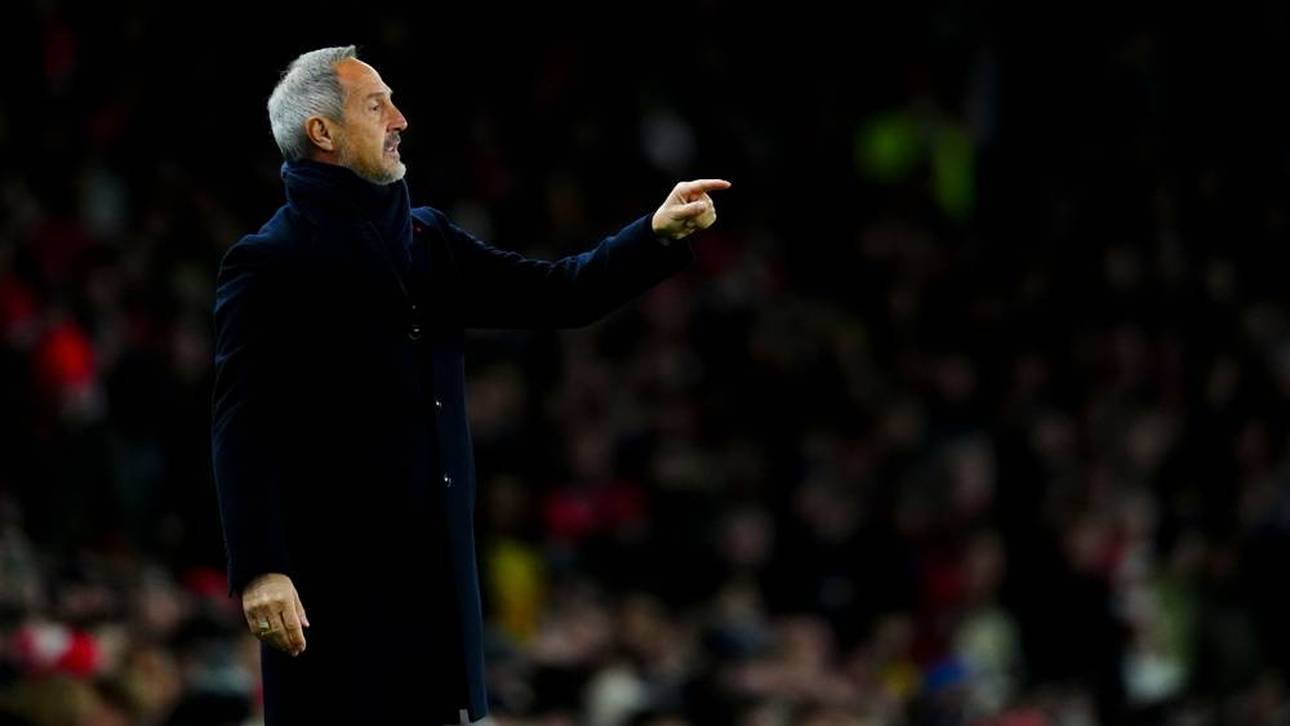 Zieht es Hütter auf die Insel?