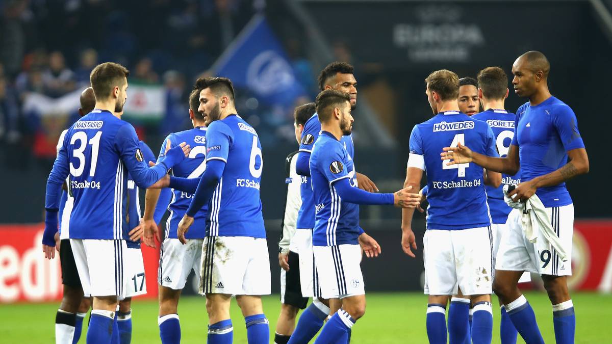 Die Schalker bringen die Führung souverän nach Hause und freuen sich über den vorzeitigen Einzug in die K.o.-Runde und den Gruppensieg