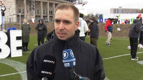 Philipp Lahm gibt seine Einschätzung zur Situation rund um Joshua Kimmich ab und zieht einen Vergleich zu seiner persönlichen Zeit.