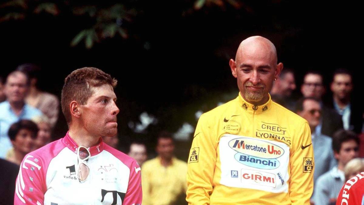 Jan Ullrich musste 1998 Marco Pantani den Sieg bei der Tour de France überlassen