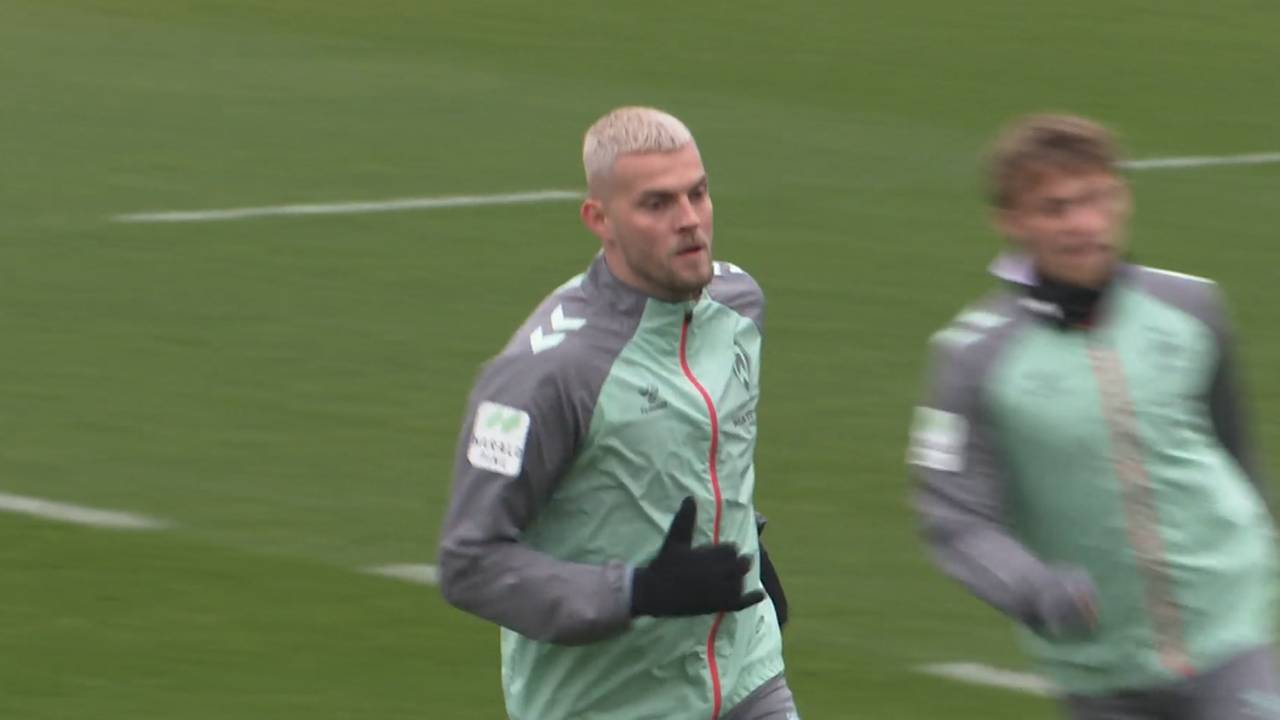 Neue Frisur! Erkennen Sie diesen Bundesliga-Torjäger?