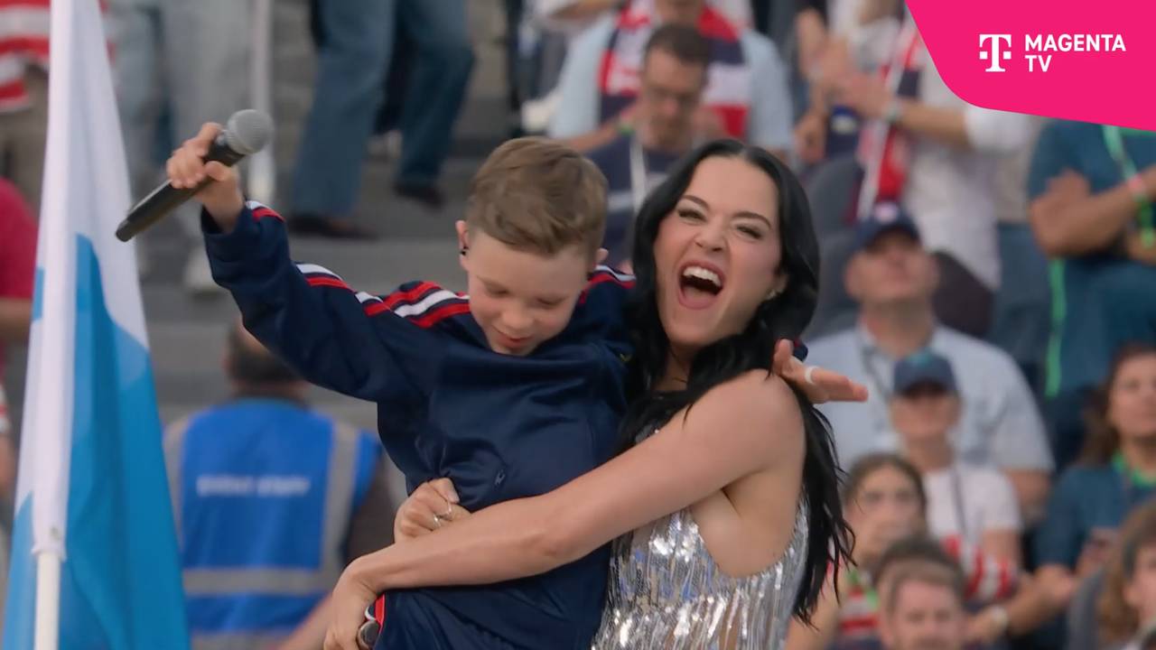 Hier macht Pop-Queen Katy Perry die US-Fans heiß