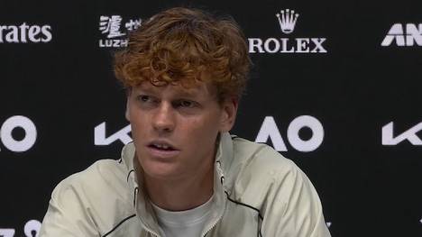 Jannik Sinner blickt auf seine Dopingsperre im Zuge der Australian Open 2025 zurück - und offenbart, was er für Lehren daraus gezogen hat. 