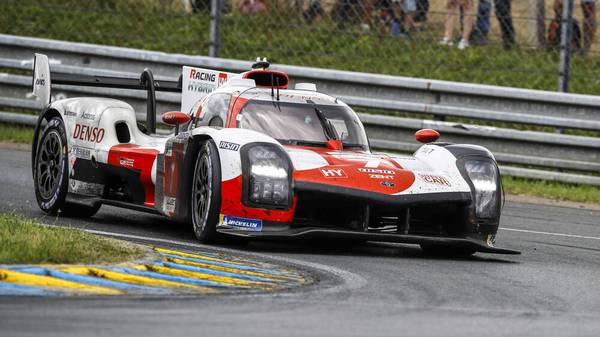 24h von Le Mans: Toyota siegt - Drama um Kubica-Team