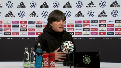 Wie wird das DFB-Team bei der EM spielen? Bundestrainer Joachim Löw gibt Einblicke in seine taktischen Ideen.