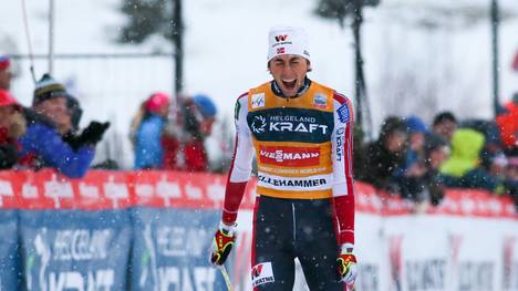 Jarl Magnus Riiber hat vorzeitig den Gesamtweltcup gewonnen