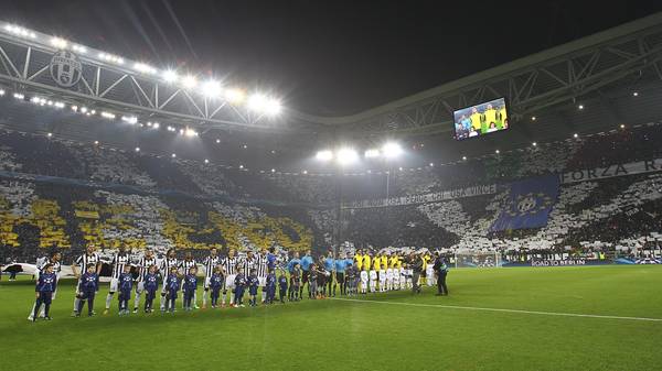 Stadionansicht vor dem Spiel zwischen Juventus Turin und Borussia Dortmund