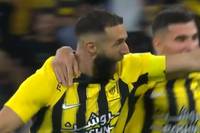 Al-Ittihad legt in der Saudi Pro League den perfekten Saisonstart hin feiert einen Kantersieg gegen Al Wehda. Der Ex-Leverkusener Moussa Diaby wird neben Karim Benzema zum gefeierten Helden. 