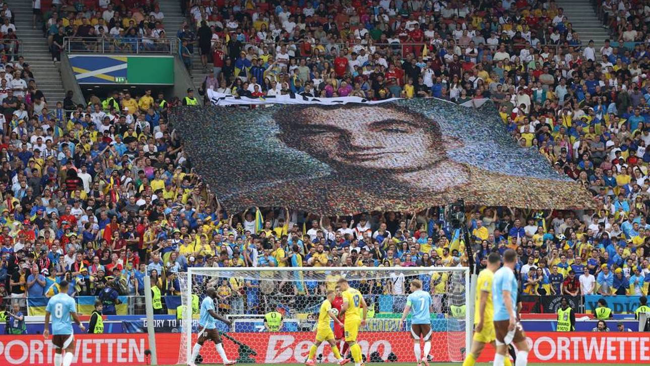 Die Ukraine-Fans entrollten ein Banner