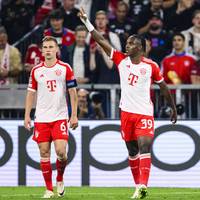 Mathys Tel überzeugt beim FC Bayern mit einer herausragenden Torquote. Doch wie sind die Zukunftsaussichten für das Talent? Torsten Frings warnt die Münchner. 