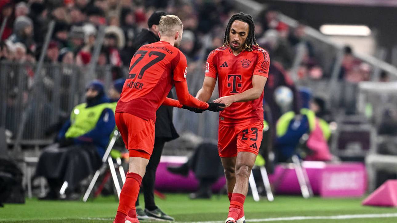 Sacha Boey (r.) und Konrad Laimer spielen beim FC Bayern auf derselben Position