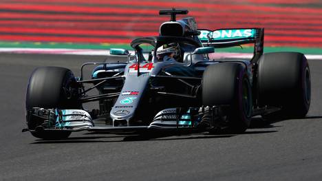 Lewis Hamilton startet beim Großen Preis von Frankreich von der Pole Position