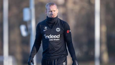 Eintracht Frankfurts Kapitän Sebastian Rode zeigt sich verwundert über die geringe Rolle von Mario Götze bei der WM.