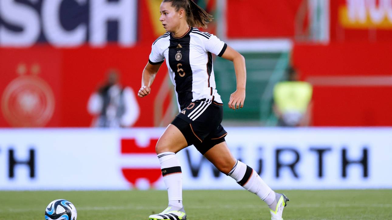 DFB-Frauen gegen Kolumbien mit Oberdorf und Hagel