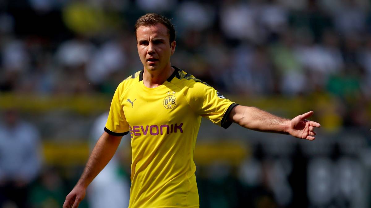 MARIO GÖTZE (Borussia Dortmund): Der deutsche Final-Held der WM 2014 hat beim BVB zu konstanter Form zurückgefunden und besetzt mit Paco Alcácer in Arbeitsteilung den Borussen-Sturm. Zwar stockt die Verlängerung derzeit, doch seine Zukunft dürfte in Dortmund liegen - trotzdem wird Götze aufmerksam verfolgen, ob der BVB weiter offensiv aufrüstet ...