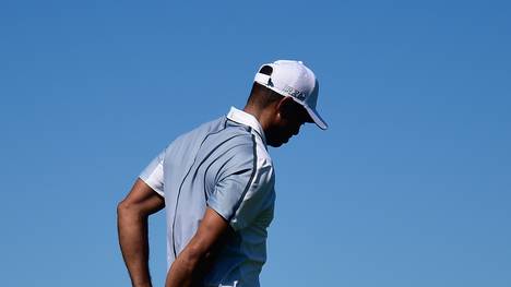Tiger Woods griff sich desöfteren an den Rücken