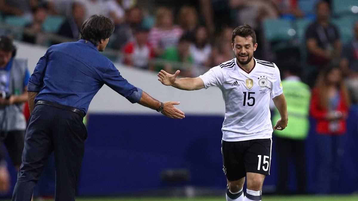 AMIN YOUNES: War der Feldspieler mit der geringsten Zahl an Einsatzminuten - ganze 19. Nutzte die allerdings zu einem Tor gegen Mexiko. Hat zumindest "sehr starke Charakteristika gezeigt“, meinte Bierhoff. Weil seine Stärke im Eins zu eins im deutschen Fußball einzigartig ist, bleibt er ein Kandidat für den nächsten Sommer