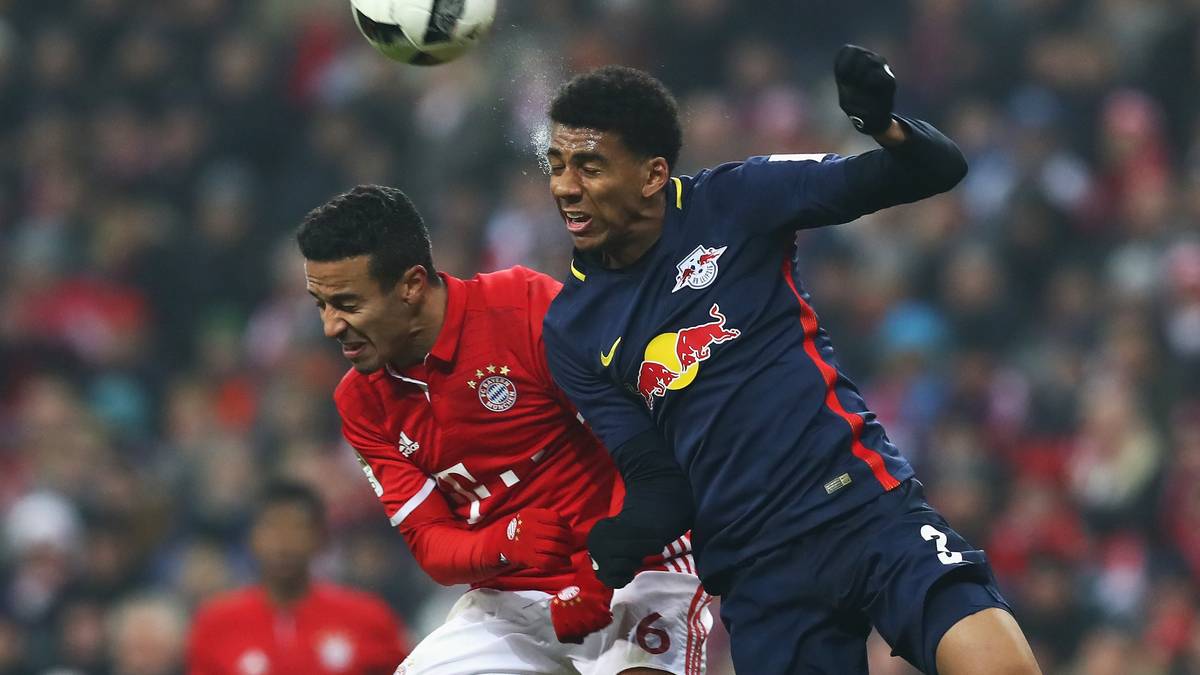 BERNARDO: Verliert Thiago beim 0:1 für eine Zehntelsekunde aus den Augen, direkt danach beinahe nochmal  bestraft, als er auch Douglas Costa mutterseelenallein stehen lässt. Insgesamt gegen seinen Landsmann heillos überfordert. Offensiv verzettelt er sich bei den seltenen Ausflügen mit seinen langen Beinen. SPORT1-Note: 5