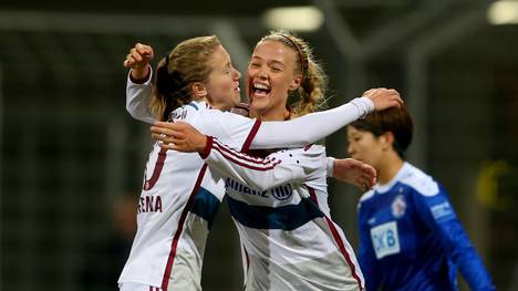 Bayern Muenchen-Turbine Potsdam-Allianz Frauen-Bundesliga-Vivianne Miedema-Dagny Brynjarsdottir