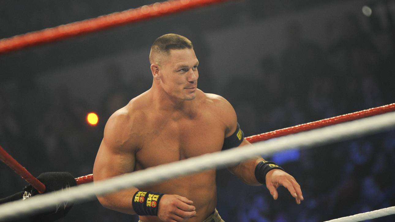 Cena unterstützt krebskrankes Kind