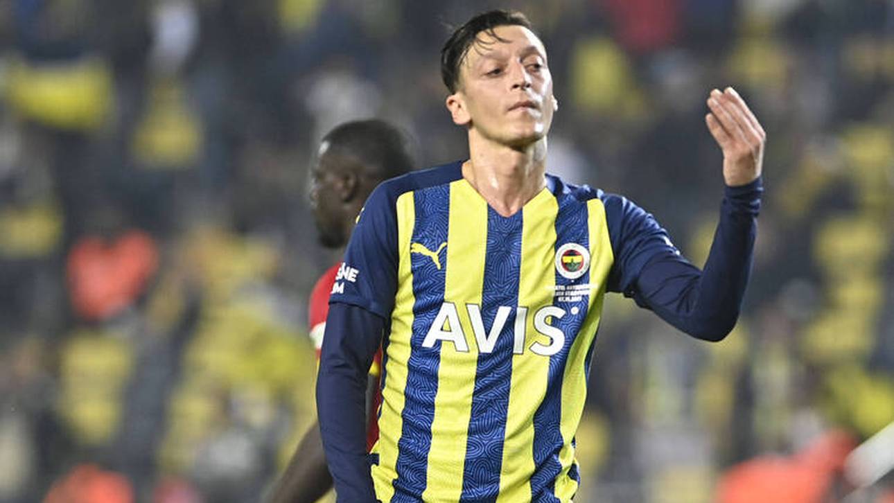 Özil kassiert Ansage von Fener-Boss