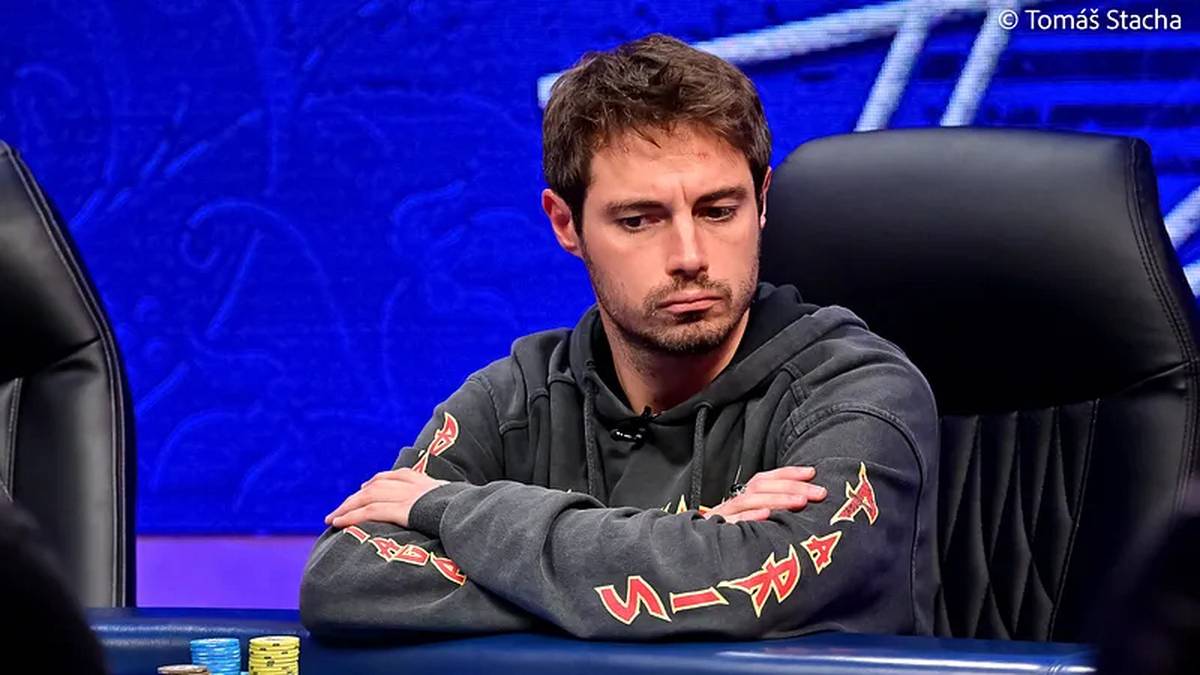 Finaltisch des WSOPE Main Events steht