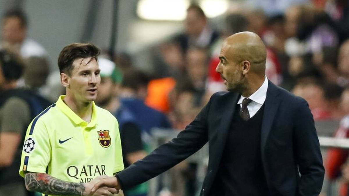 Pep Guardiola (r.) pflegt ein besonderes Verhältnis zu Lionel Messi
