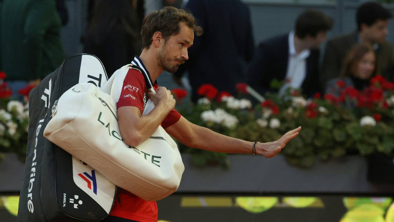 Tennis: Medvedev-Aufgabe in Madrid