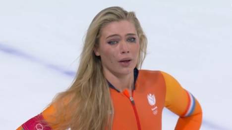 Jutta Leerdam läuft mit Olympia-Rekord zu Gold - und kann ich Nachgang ihre Tränen nicht mehr unterdrücken. Legende Anni Friesinger eskaliert am TV-Mikro.