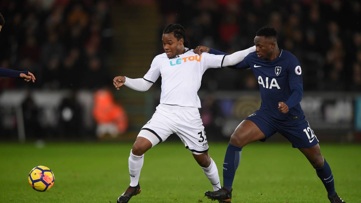 PLATZ 12 - SWANSEA CITY: 8,37 Millionen Euro überwies der abstiegsbedrohte Erstligist an die Spielervermittler ihrer Stars. Mitverdient hat auch Renato Sanches' Berater, der vom FC Bayern ausgeliehen wurde 