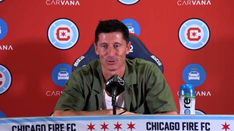 Robert Lewandowksi trifft zum Heimspiel-Auftakt für Chicago Fire direkt doppelt. Der einstige Bayern-Knipser schwärmt von seinem Team, dem Klub - und auch der Stadt in Illinois. 